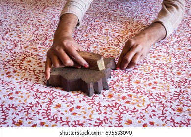 hand block printing cotton with natural dyes Rajasthan India