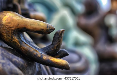 Hand Buddha statue