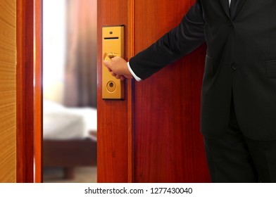 1,741 Hotel Room Door Bell Images, Stock Photos & Vectors | Shutterstock