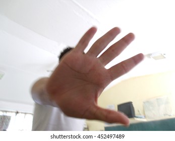 Hand cover camera 