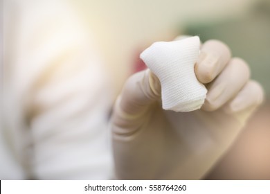 hand with gauze