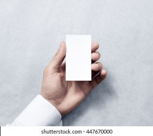 Hand Holding Blank Vertical White Business Card Design Mockup. Clear Calling Card Mock Up Template Hold Arm. Visiting Pasteboard Paper Surface Display Front. Small Pure Offset Card Holder Presentation