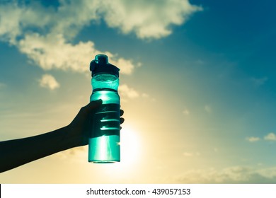 6,565 Marathon water bottles Images, Stock Photos & Vectors | Shutterstock