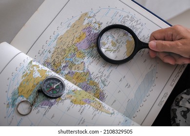 8 Peta dunia Images, Stock Photos & Vectors | Shutterstock