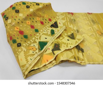 Hand Made Dhakai Jamdani Saree 