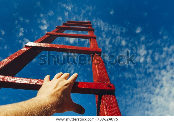 Hand Des Mannes Der Nach Roter Stockfoto Jetzt Bearbeiten