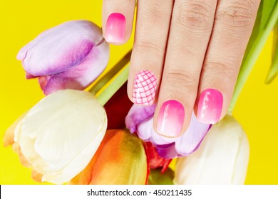 nails manicured Hand 