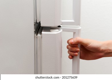 Hand Opening Refrigerator