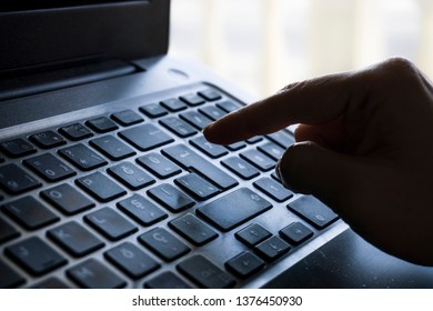 71,713 Press keyboard Images, Stock Photos & Vectors | Shutterstock