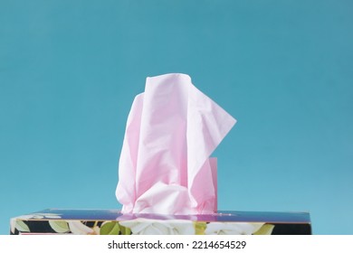  Hand Pull Out A Piece Of Tissue From Tissue Paper Box 