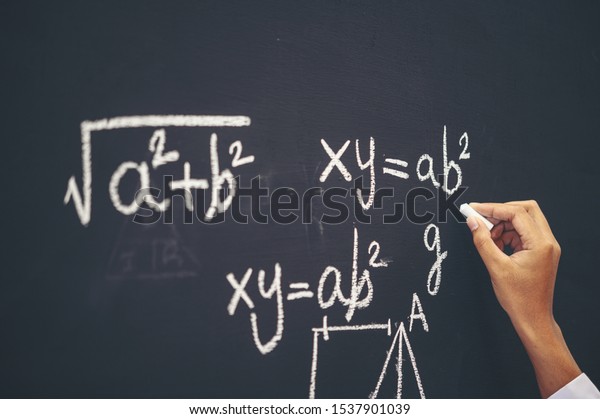 what is the formula of chalk