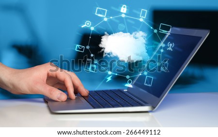 Hand working with a Cloud Computing diagram, new technology concept