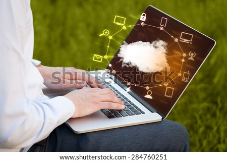 Hand working with a Cloud Computing diagram, new technology concept