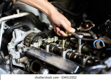 11,868 Internal combustion engine Stock Photos, Images & Photography ...