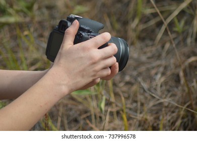 Handheld DSLR Camera