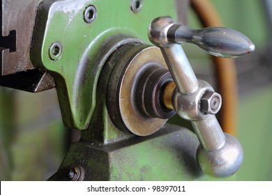 Handle winch of machine