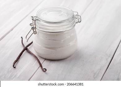 Handmade DIY natural body butter with coconut oil, almond oil and shea, cocoa and vanilla butter