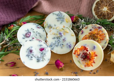 Handmade Scented Melts Made From Soy Wax In Various Scents With Flowers.