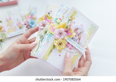 Handmade scrapbooking greeting card for girl with flowers, spring and romantic style 

Title on Russian - Happy Birthday