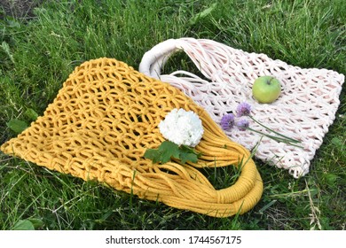 Handmade Macramé String Bag
Weaving