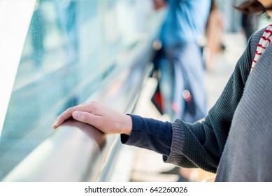 Handrail