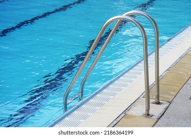 3,419 Handrails By Pool Images, Stock Photos & Vectors 