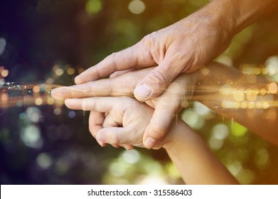 Hands Of The Family, Dynamic Composition.