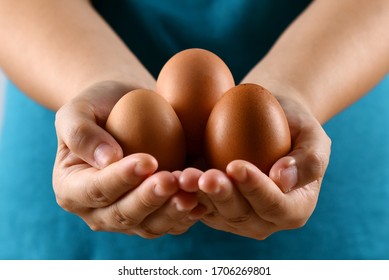 Egg Hand Images, Stock Photos & Vectors | Shutterstock