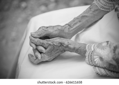 Hands Old Woman Black White Stock Photo 626611658 | Shutterstock