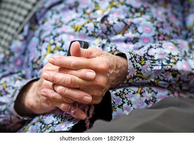 Hands Of The Old Woman - Praying