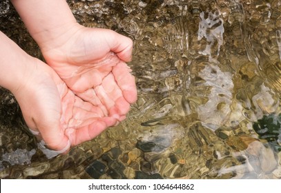 195,076 Hands river Images, Stock Photos & Vectors | Shutterstock