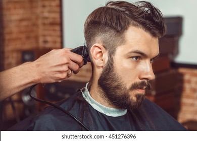 Royalty Free Man Haircut Stock Images Photos Vectors Shutterstock