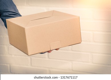 hand-shipped package and courier transport