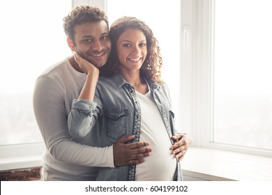 2,486 Pregnant african american couple Images, Stock Photos & Vectors ...