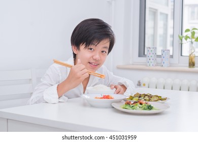 6,735 Asian kids eating vegetables Images, Stock Photos & Vectors ...