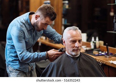 21,480 Old men hair cutting Images, Stock Photos & Vectors | Shutterstock