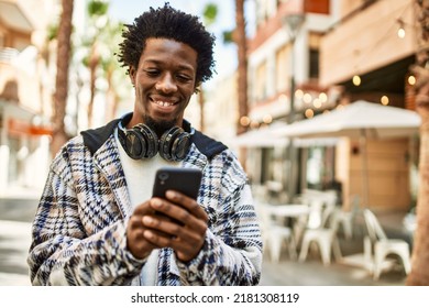 9,701 Afro hair headphone Images, Stock Photos & Vectors | Shutterstock