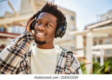 9,701 Afro hair headphone Images, Stock Photos & Vectors | Shutterstock