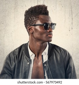 sunglasses for dark men