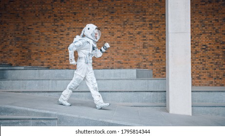 1,546 Dancing astronaut Images, Stock Photos & Vectors | Shutterstock