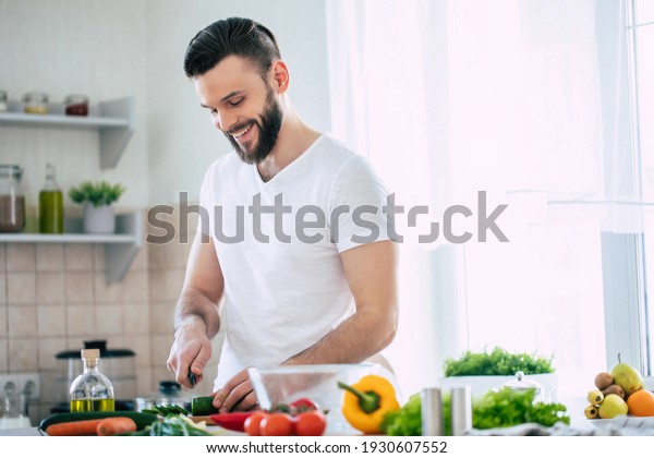 533,412 Healthy Food Men Images, Stock Photos & Vectors | Shutterstock