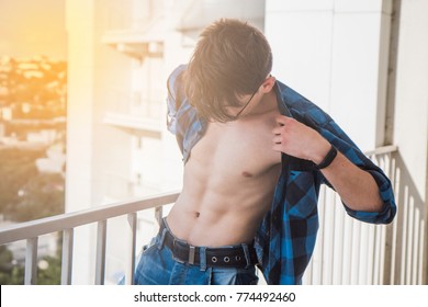 Young Teen Boys With Abs