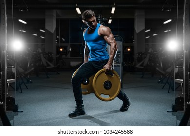 Man Leaning On Bar Images, Stock Photos & Vectors