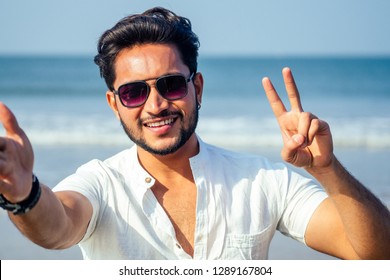 Indian Guy Selfie Images Stock Photos Vectors Shutterstock