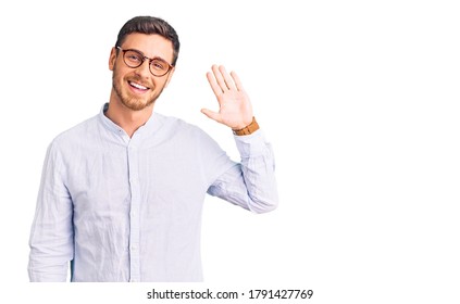 323 Bear says hello Images, Stock Photos & Vectors | Shutterstock