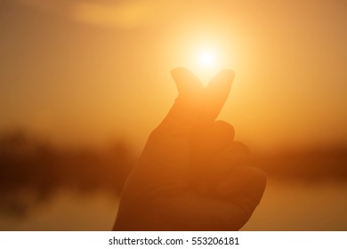 hands-shape for the Sun.