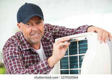 192 Happy hvac professional Images, Stock Photos & Vectors | Shutterstock