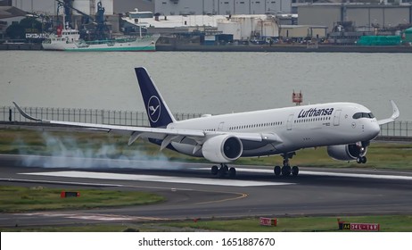 Lufthansa A350 Images Stock Photos Vectors Shutterstock