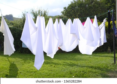 Washing Line Garden Images Stock Photos Vectors Shutterstock