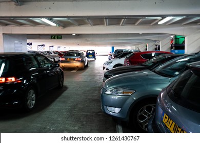 Imagenes Fotos De Stock Y Vectores Sobre Multi Story Car Park